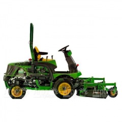 Фронтальная роторная косилка John Deer 1435 в Великом Новгороде